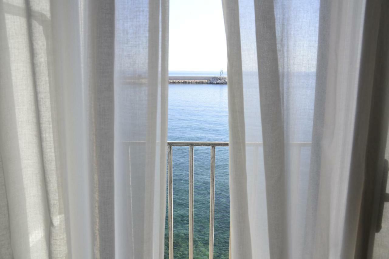 Villa Dimora Frontemare à Monopoli Extérieur photo